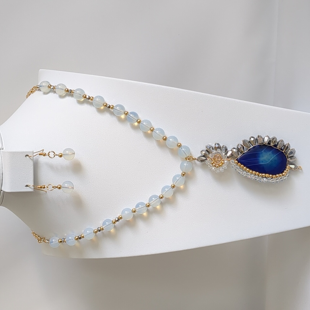 Handmade Necklace set with earrings